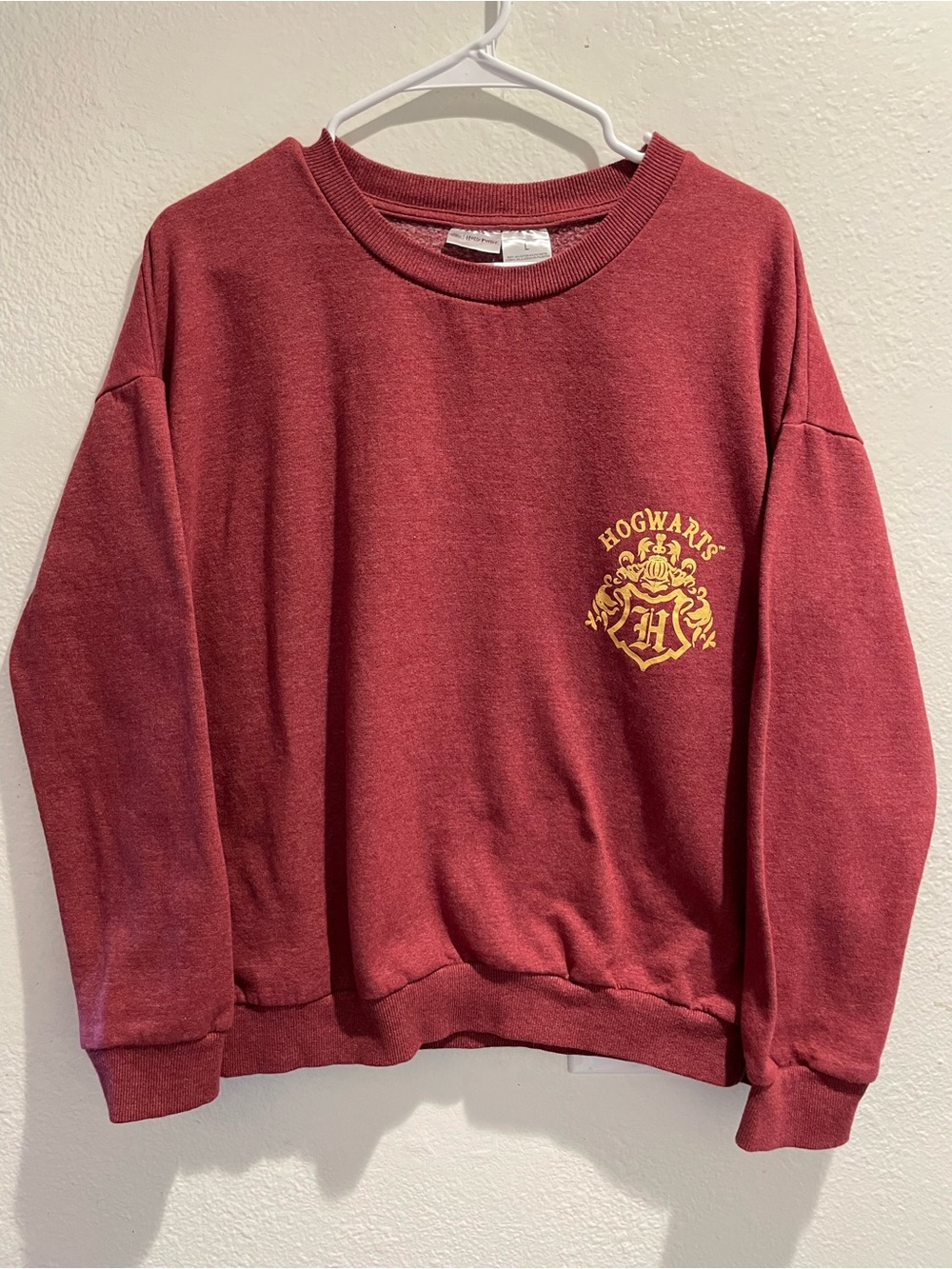 🪄 Wizarding World Hogwarts Crest Crop Crewneck Burgundy L